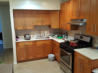Rented by SpaceMax Realty Inc