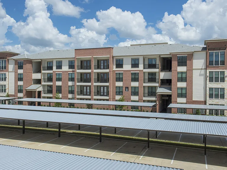 1300 North Post Oak — Photo 4