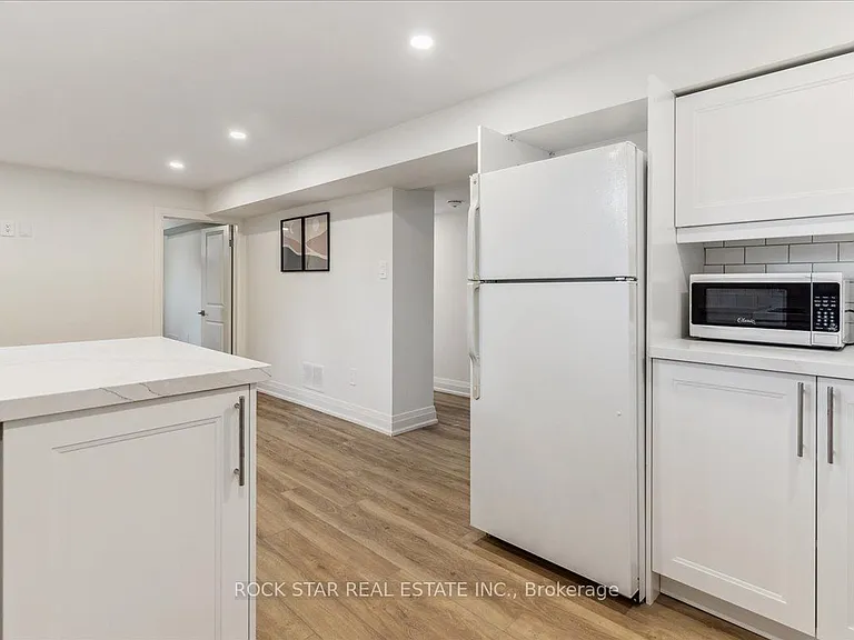 129 W 32nd St #LOWER — Photo 7