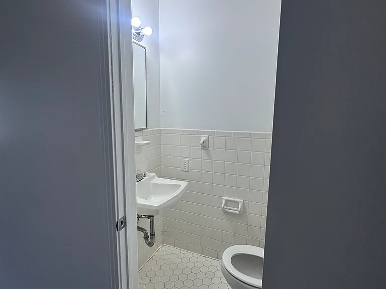 33 Bellmeade Cv #C — Photo 7