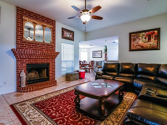 4th image of 2709 Cedar Park Dr