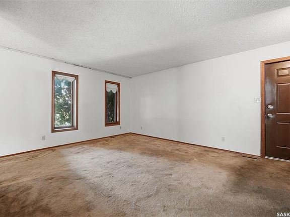 4th image of 235 Meilicke ROAD