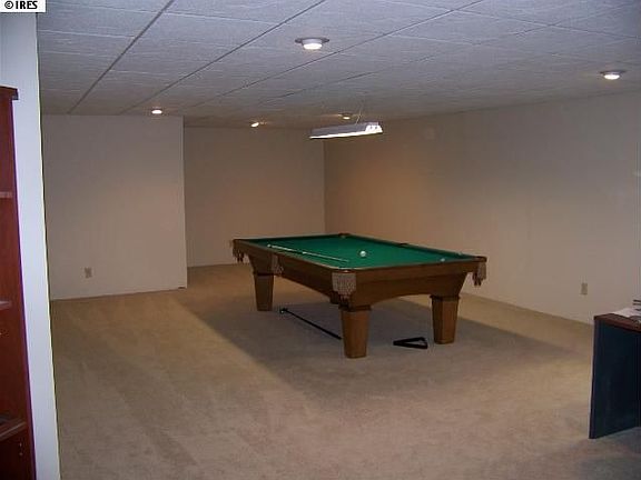 Huge Recreation Room in Basement