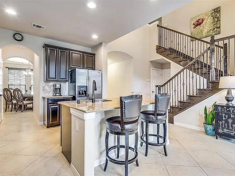 2508 Barranca Way — Photo 5