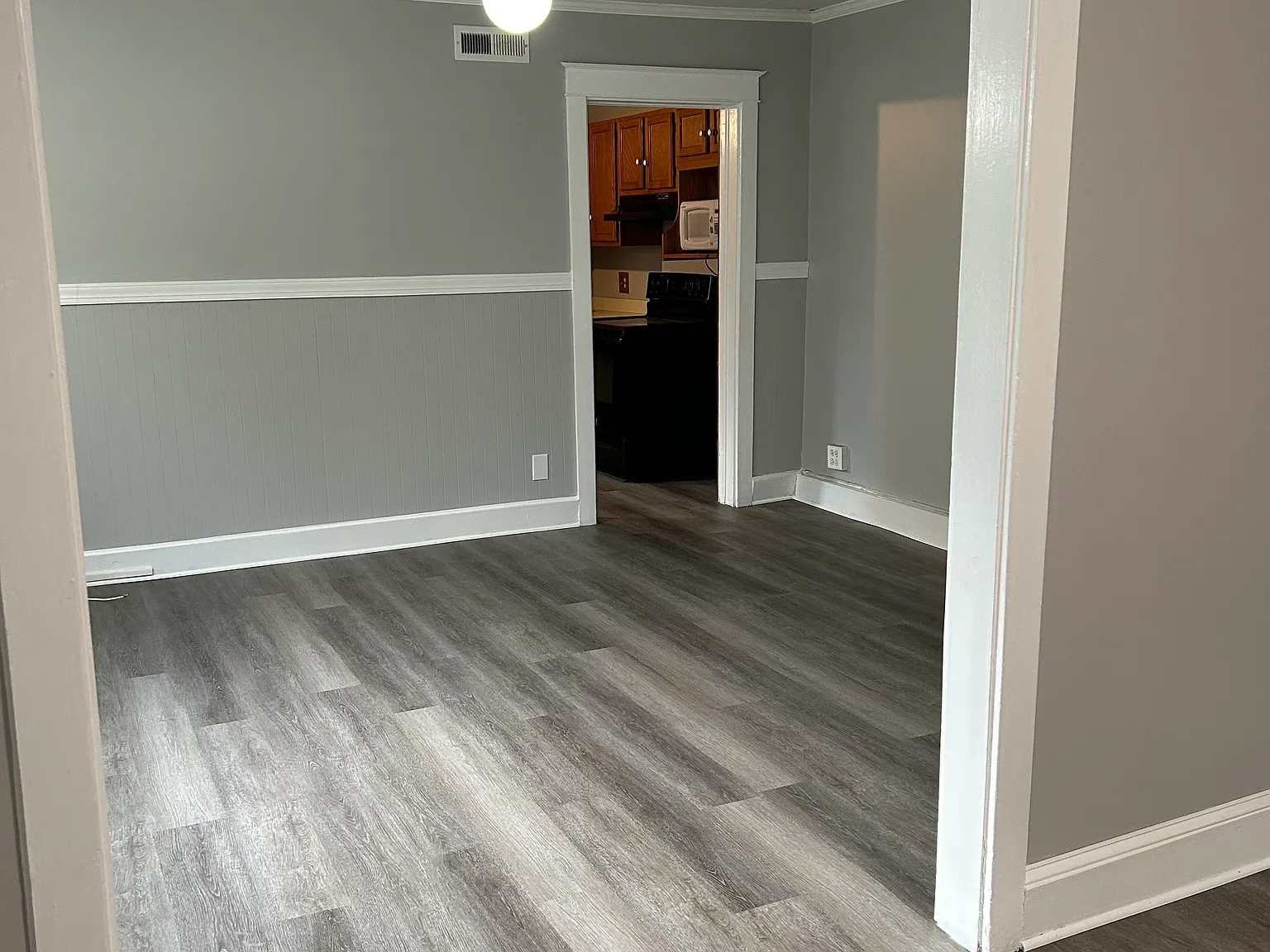 2029 Broad Street — Photo 3