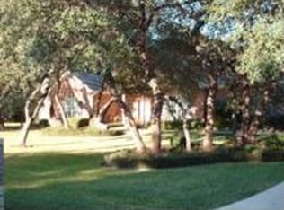 1200 Salado Oaks Dr, Salado, TX 76571
