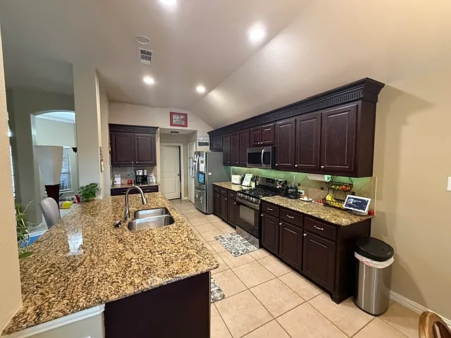 8100 Mountain Cedar Dr — Photo 8
