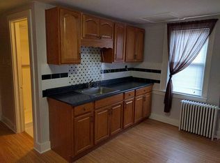 29 Edward St, Cohoes, NY 12047