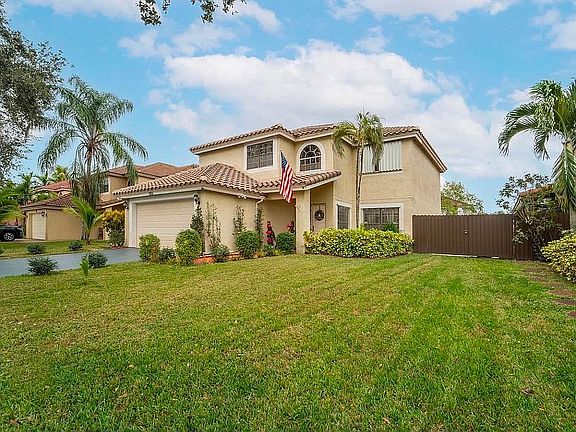 2nd image of 1431 SW 87th Way