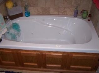 649 Ranchview Rd, Ridgedale, MO 65739