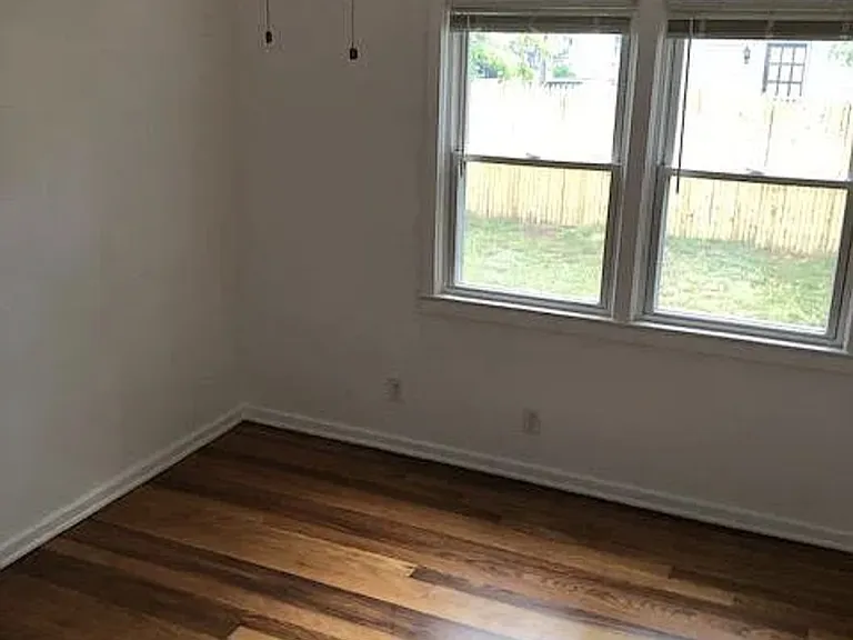 9 Hathaway Ln — Photo 10