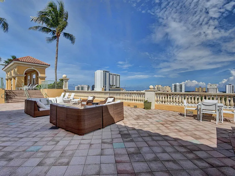 403 S Sapodilla Ave #502 — Photo 46