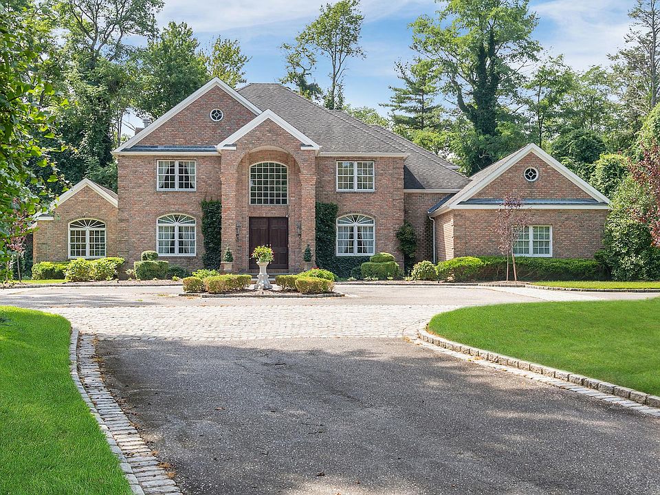 1st image of 36 Berry Hill Rd
