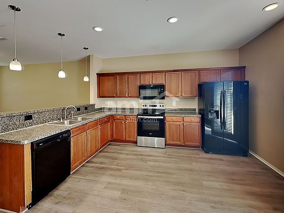 3rd image of 4020 Hanna Rose Ln