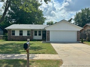 16222 E 4th Pl, Tulsa, OK 74108