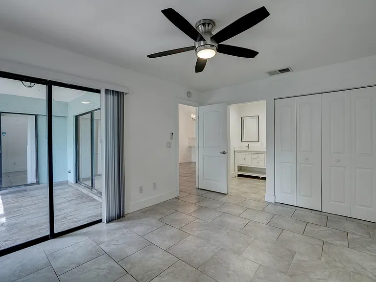 5770 SE Wilsie Dr — Photo 11