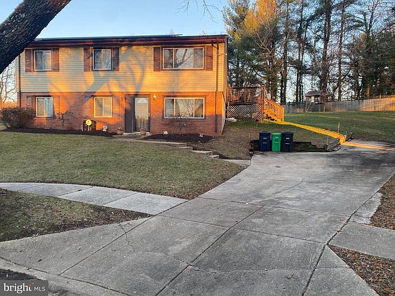 4th image of 3833 Halloway Cir