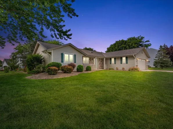 N103W15923 Founders LANE, Germantown, WI 53022