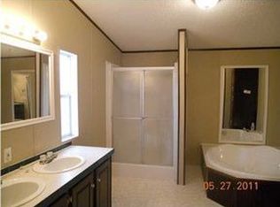 127 Duran Dr, Sylvester, GA 31791