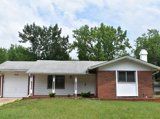 2888 Westminster Dr, Florissant, MO
