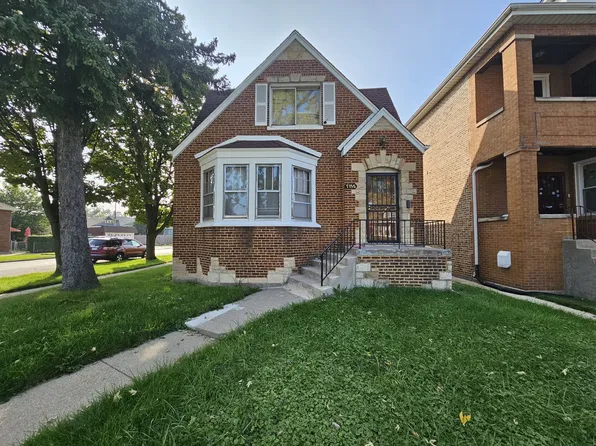 7158 S Rockwell St, Chicago, IL 60629