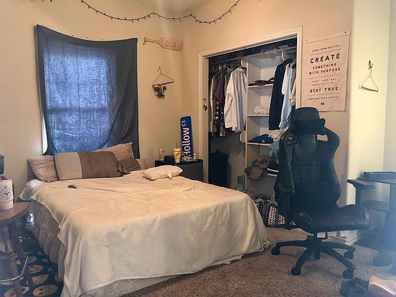 5th image of 308 Holik St