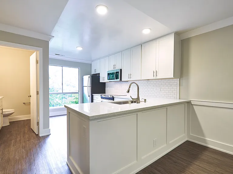 Lafayette28 Kitchen3 (2)