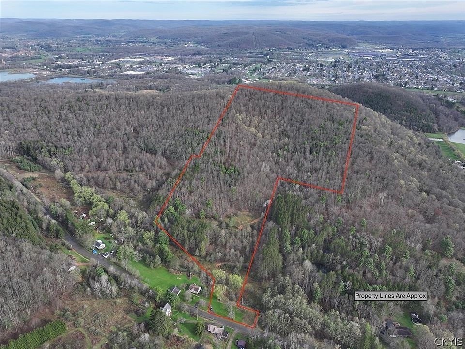 1st image of McCann Hollow Rd