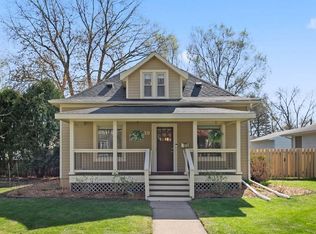 239 19th Ave N, Hopkins, MN 55343