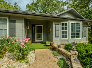 7 Quantock Hills Ln, Bella Vista, AR 72715