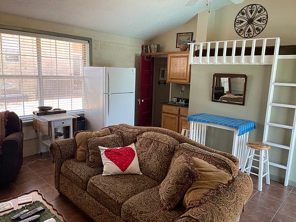 3rd image of 5581 Zion Hill Rd