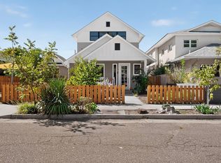 1025 Forrester St NW, Albuquerque, NM 87102