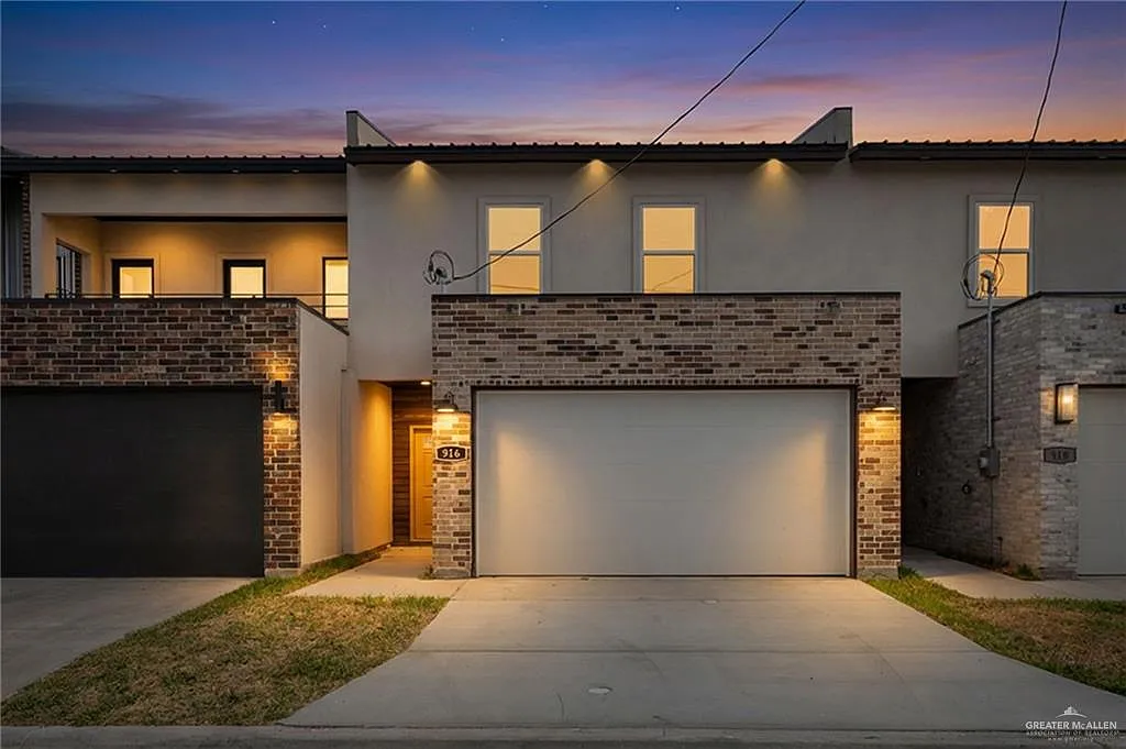3 bed, 2.5 bath, 1780 sqft, $1,800 — Photo 1