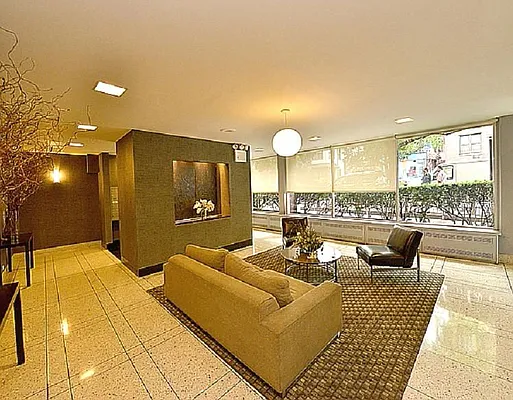 Rented by Jackson Heights Properties Real Estate LLC | media 21