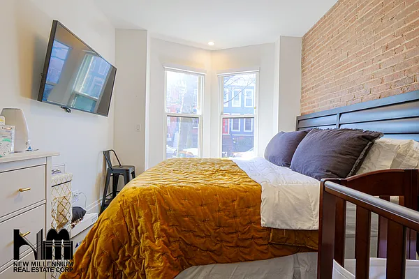 Rented by NMRE | media 28