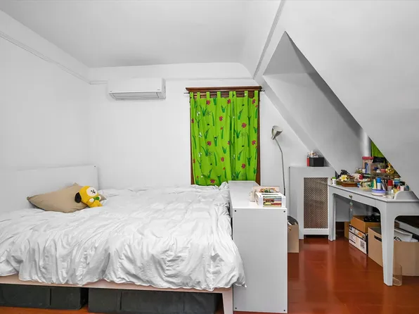 87-71 111th Street image 11 of 19