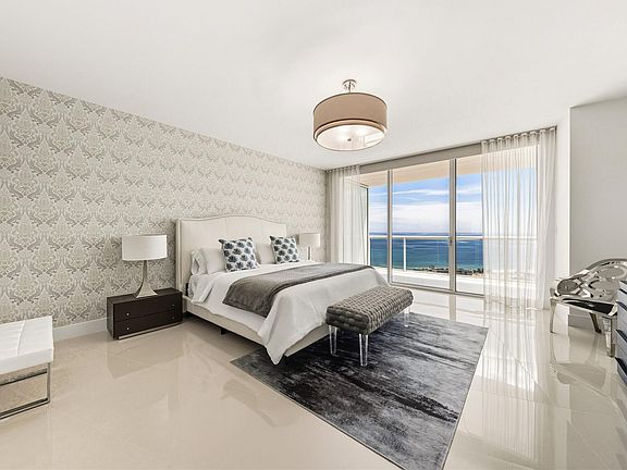4th image of 1 N Ocean Boulevard #1604