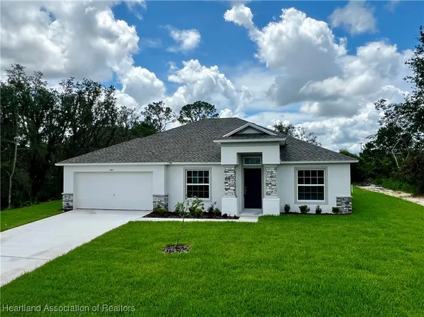 4431 Palmarito St, Sebring, FL 33872