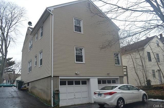 2nd image of 95 Churchill St