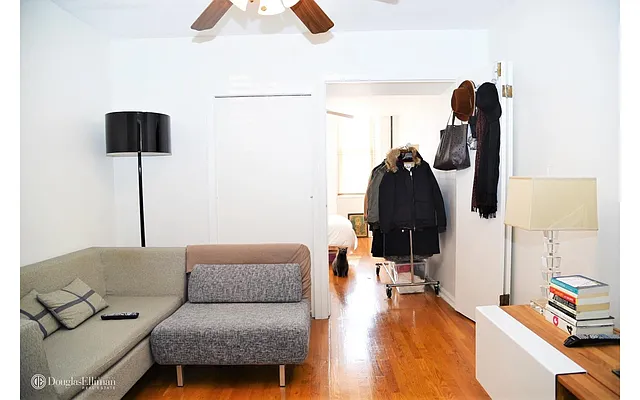 Rented by Douglas Elliman | media 19