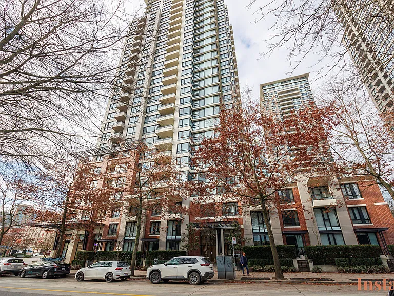 977 Mainland St #603 — Photo 17