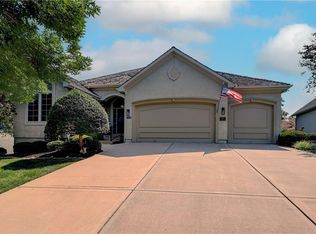 9903 Fountain Cir, Lenexa, KS 66220