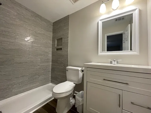 4463 Belair Drive - 2 — Photo 2