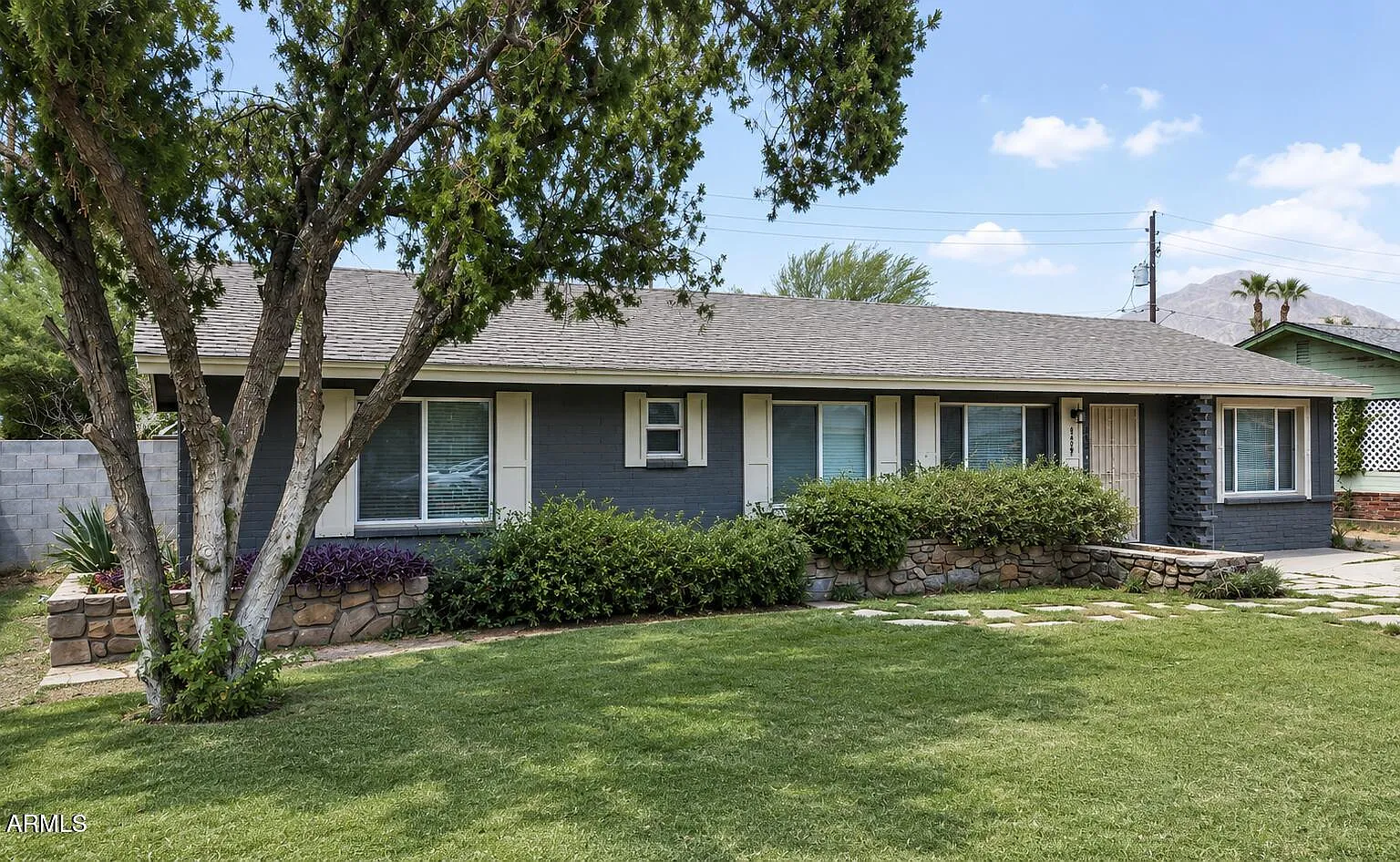 3 bed, 2.0 bath, 1359 sqft, $2,800 — Photo 1