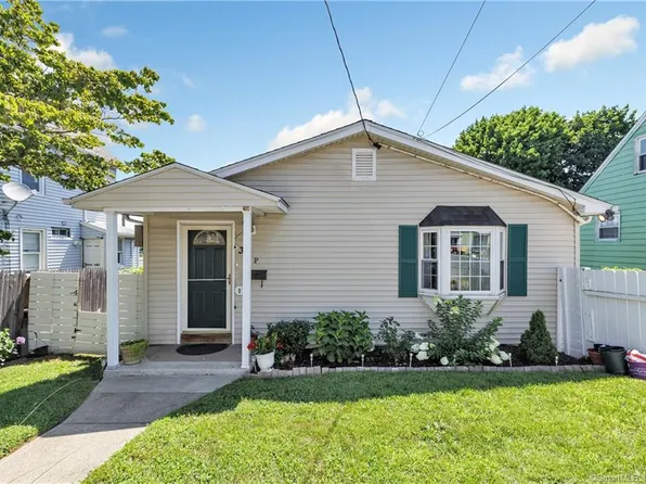312 Goddard Avenue, Bridgeport, CT 06610