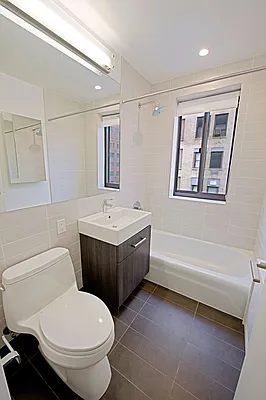 Rented by Stonehenge NYC LLC | media 8