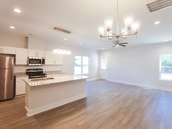 2nd image of 1315 N Herritage St #2