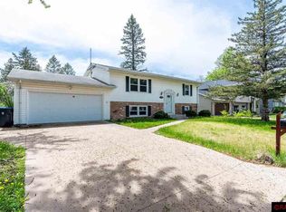 2725 E Main St, Mankato, MN 56001