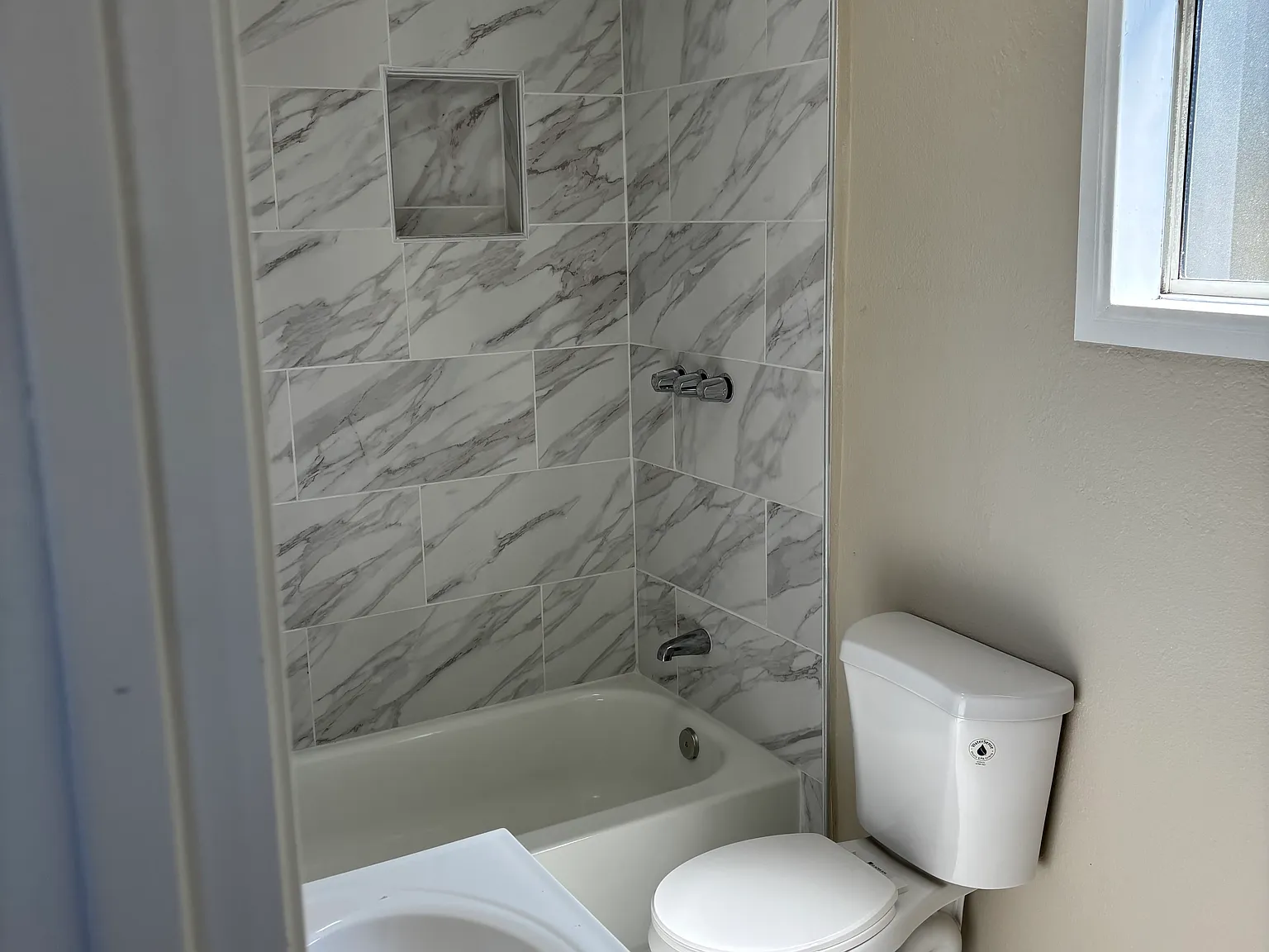 1 bed, 580 sqft, $2,100 — Photo 4
