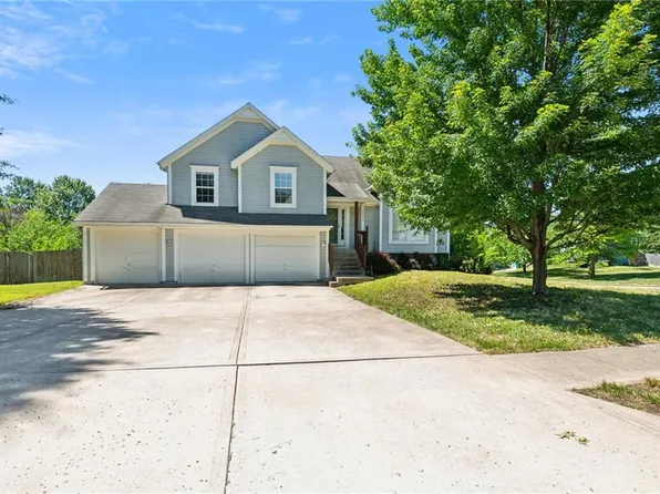20639 W 219th Ter, Spring Hill, KS 66083